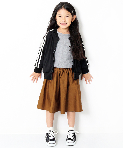 devirock(デビロック)の「膝丈ボリュームギャザースカート スカッツ(スカート・キッズ・ブラック/カーキ/レッド系その他/ブラウン/ピンク系その他/オレンジ系その他/ベージュ・100cm/110cm/120cm/130cm/140cm/150cm/160cm)」の18枚目の写真