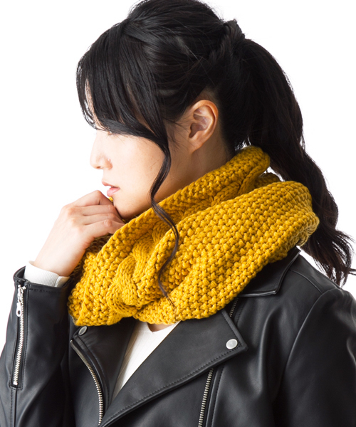 QUEENHEAD（クイーンヘッド）の「細編みニットスヌード（ネックウォーマー/スヌード・レディース・グレー/グリーン/ネイビー/イエロー・FREE）」の4枚目の写真