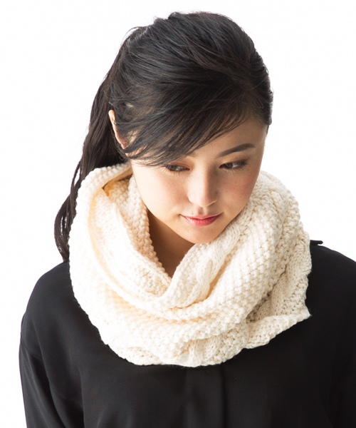 QUEENHEAD（クイーンヘッド）の「細編みニットスヌード（ネックウォーマー/スヌード・レディース・グレー/グリーン/ネイビー/イエロー・FREE）」の19枚目の写真