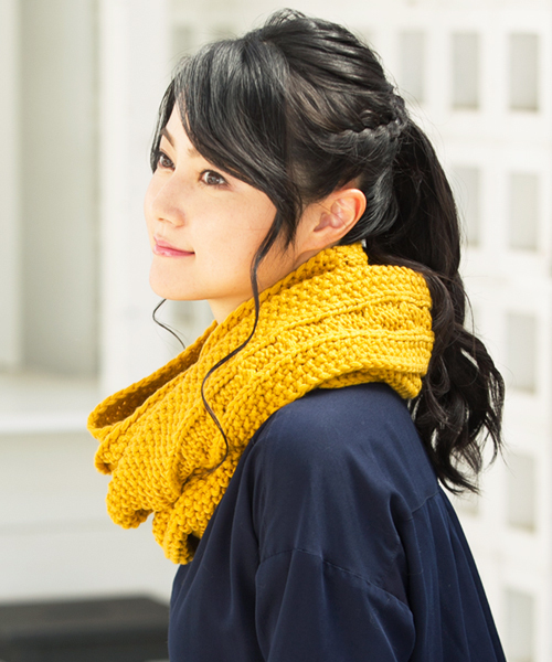 QUEENHEAD（クイーンヘッド）の「細編みニットスヌード（ネックウォーマー/スヌード・レディース・グレー/グリーン/ネイビー/イエロー・FREE）」の8枚目の写真