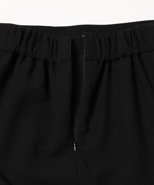 CLANE(クラネ)の「POCKET BASIC SKIRT(スカート・レディース・ブラック/カーキ/ボルドー・0/1/2)」の4枚目の写真