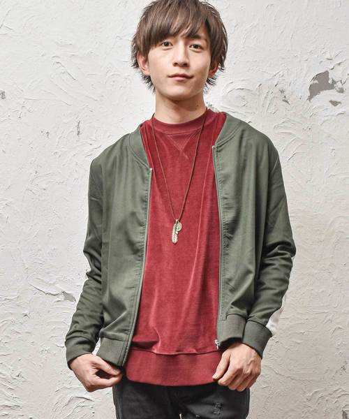 MinoriTY（マイノリティ）の「メンズ袖ラインミリタリーMA-1ジャケット（MA-1・メンズ・ブラック×ホワイト/カーキ/グレー/ブラック×グレー・XL/L/M）」の4枚目の写真