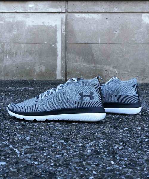 UNDER ARMOUR（アンダーアーマー）の「メンズ ランニングシューズ / スリングフレックスライズ Dフィット（スニーカー・メンズ・アイボリー/グレー/レッド/ブラック・29/25/26.5/28/27/26/28.5/30/25.5/27.5）」の3枚目の写真