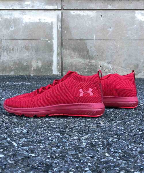 UNDER ARMOUR（アンダーアーマー）の「メンズ ランニングシューズ / スリングフレックスライズ Dフィット（スニーカー・メンズ・アイボリー/グレー/レッド/ブラック・29/25/26.5/28/27/26/28.5/30/25.5/27.5）」の4枚目の写真