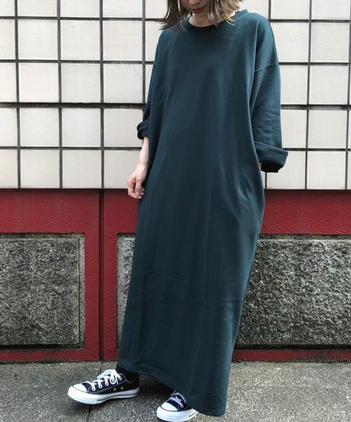 tiptop(ティップトップ)の「裏毛スリットロングワンピース(ワンピース・レディース・ブラック/ダークグリーン/エンジ/グレー/ベージュ/カーキ/ダークグレー・FREE)」の5枚目の写真