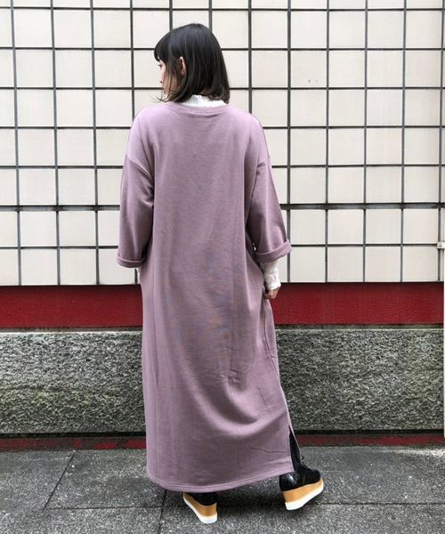 tiptop(ティップトップ)の「裏毛スリットロングワンピース(ワンピース・レディース・ブラック/ダークグリーン/エンジ/グレー/ベージュ/カーキ/ダークグレー・FREE)」の12枚目の写真