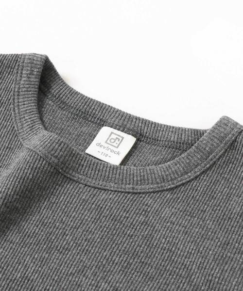 devirock(デビロック)の「リブ長袖クルーネックTシャツ カットソー(Tシャツ/カットソー・キッズ・ブラック/レッド/オフホワイト/ブルー系その他/ヘザーチャコール・110cm/100cm/120cm/130cm/140cm/150cm/160cm)」の13枚目の写真