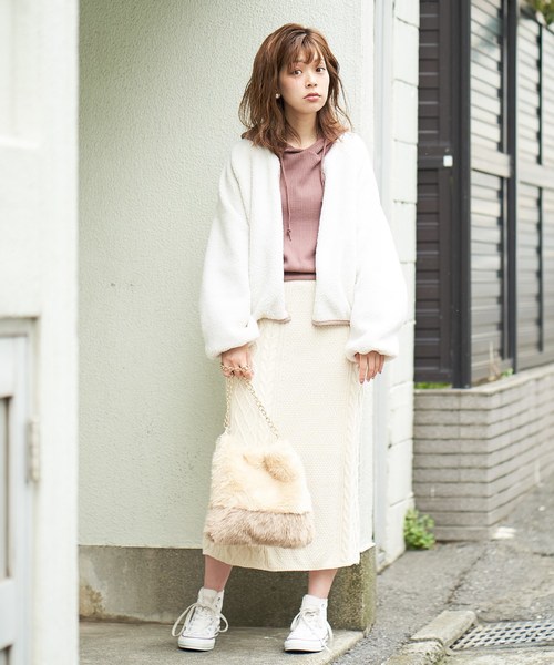 natural couture（ナチュラルクチュール）の「リバーシブルボアドルマンブルゾン（ブルゾン・レディース・ブラック/カーキ/ピンク/グレイッシュベージュ・FREE）」の22枚目の写真