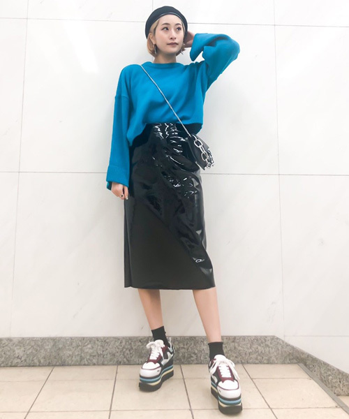 Narcissus（ナルシス）の「【cheap!!by vaNite】パテントIラインスカート（スカート・レディース・ブラック・SMALL/MEDIUM）」の6枚目の写真