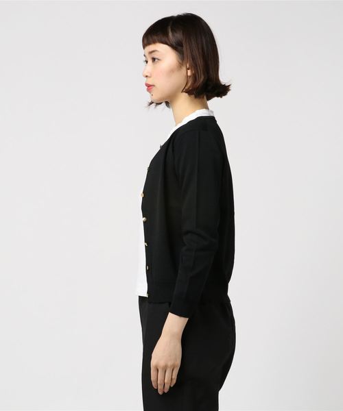 TRUDEA(トルディア)の「金ボタン ショートカーディガン(カーディガン/ボレロ・レディース・ホワイト/ブラック/ネイビー/カーキ/ピンク/モカ・SMALL/MEDIUM/LARGE)」の7枚目の写真