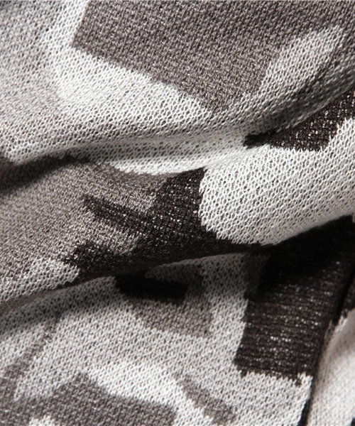 WEGO(ウィゴー)の「WEGO/カモフラジャガード5分袖ニット(ニット/セーター・メンズ・ホワイト/カーキ・MEDIUM/LARGE)」の8枚目の写真