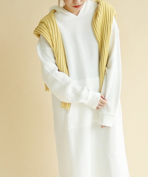 SLOBE citron.（スローブシトロン）の「SLOBE citron. サーマルフードパーカーワンピース◆（ワンピース・レディース・ホワイト・FREE）」の13枚目の写真