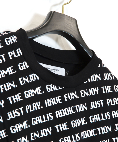 GALLIS ADDICTION(ガリスアディクション)の「GAデジタルフォント総柄半袖Tシャツ(Tシャツ/カットソー・メンズ・ブラック/パープル/オレンジ・M/L)」の9枚目の写真