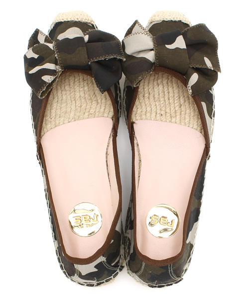 ROSE BUD（ローズバッド）の「(R.A.S. SHOES) 5982BCM CAMOUFLAGE BOW FRONT ESPADRILLE（その他シューズ・レディース・カモフラージュ・36/37/38/39）」の3枚目の写真