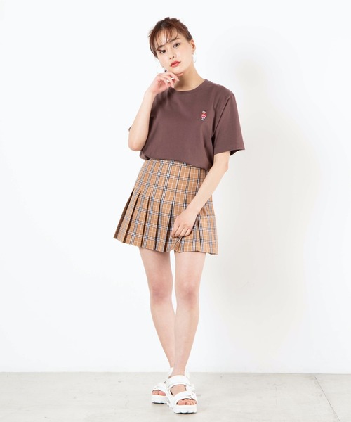 WEGO(ウィゴー)の「WEGO/ベア刺繍Tシャツ(Tシャツ/カットソー・メンズ・ホワイト/ブラウン/その他1/ピンク/ブラック・SMALL/MEDIUM/LARGE)」の21枚目の写真