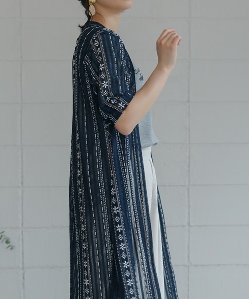 Bou Jeloud(ブージュルード)の「チュールレース刺繍カーディガン(カーディガン/ボレロ・レディース・オフホワイト/ネイビー/ブラック・FREE)」の22枚目の写真