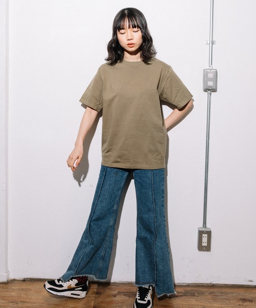 FRUIT OF THE LOOM(フルーツオブザルーム)の「7oz 天竺 Tシャツ / 半袖 / シンプル / カジュアル / 無地 / インナー / ユニセックス(Tシャツ/カットソー・メンズ・カーキ/ブラック/ネイビー/ベージュ/ホワイト/グレー・L/M/S/XS/XL)」の17枚目の写真