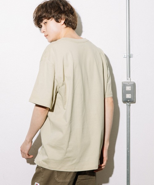 FRUIT OF THE LOOM(フルーツオブザルーム)の「7oz 天竺 Tシャツ / 半袖 / シンプル / カジュアル / 無地 / インナー / ユニセックス(Tシャツ/カットソー・メンズ・カーキ/ブラック/ネイビー/ベージュ/ホワイト/グレー・L/M/S/XS/XL)」の18枚目の写真