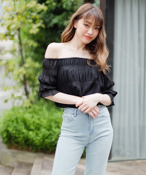 LIPSERVICE（リップサービス）の「マジョリカプリーツ2WAYオフショルトップス（Tシャツ/カットソー・レディース・アイボリー/ブラウン/ブラック・FREE）」の14枚目の写真