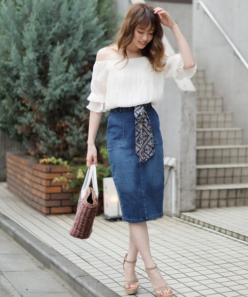 LIPSERVICE（リップサービス）の「マジョリカプリーツ2WAYオフショルトップス（Tシャツ/カットソー・レディース・アイボリー/ブラウン/ブラック・FREE）」の8枚目の写真