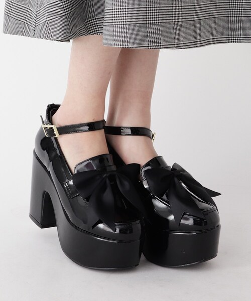 cs T&P(シーエスティーアンドピー)の「リボン付きパンプス(パンプス・レディース・ブラック系1/ダークブラウン系1/ホワイト系2・S/LL/L/M)」の9枚目の写真