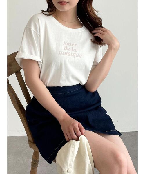 SLURR(スラ―)の「デザインプリントクルーネックドロップショルダーT(Tシャツ/カットソー・レディース・チャコールグレー/ライトベージュ/オフホワイト・FREE)」の4枚目の写真