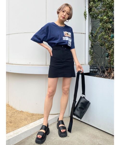 EMODA（エモダ）の「カットオフタイトミニスカート（スカート・レディース・グレー/ブラック/その他・SMALL/MEDIUM）」の4枚目の写真