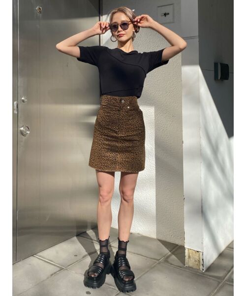 EMODA（エモダ）の「カットオフタイトミニスカート（スカート・レディース・グレー/ブラック/その他・SMALL/MEDIUM）」の8枚目の写真