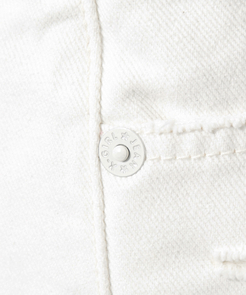 X-girl（エックスガール）の「【SEDA6月号掲載】CRUSHED JEAN SHORTS（デニムパンツ・レディース・ホワイト/ブラック/ライトインディゴブルー・0/1/2）」の13枚目の写真