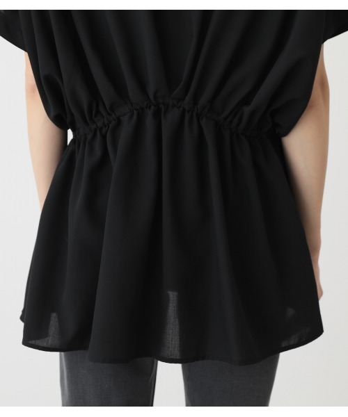 AZUL by moussy(アズールバイマウジー)の「FRONT PEPLUM BLOUSE/フロントペプラムブラウス(シャツ/ブラウス・レディース・オフホワイト/ライム/ブラック/ライトカーキ/ベージュ・MEDIUM/SMALL)」の8枚目の写真