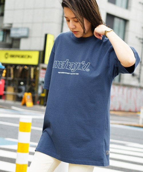 MAHAGRID(マハグリッド)の「MAHAGRID/マハグリッド THIRD LOGO/BASIC LOGO ロゴプリントオーバーサイズ半袖カットソー(Tシャツ/カットソー・メンズ・ブルー/ホワイト/ネイビー/ブラック系その他/イエロー/パープル/ホワイト系その他/ブラック/チャコール/グリーン系その他・XL/S/L/M)」の16枚目の写真