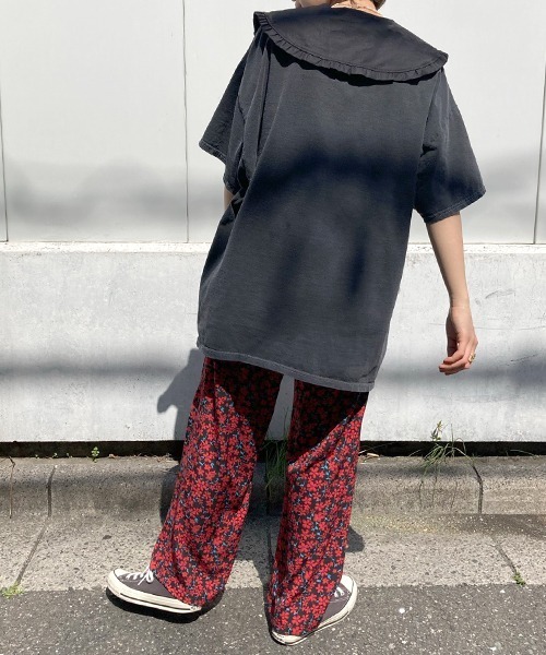 Factor=(ファクターイコール)の「ヴィンテージフラワー イージーパンツ(その他パンツ・レディース・レッド/ブルー/パープル・FREE)」の5枚目の写真