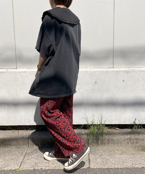 Factor=(ファクターイコール)の「ヴィンテージフラワー イージーパンツ(その他パンツ・レディース・レッド/ブルー/パープル・FREE)」の4枚目の写真