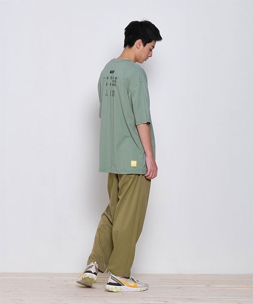 COP（シーオーピー）の「COP 大人の夜食店・メニューTEEシャツ（Tシャツ/カットソー・メンズ・ホワイト/ブラック/ベージュ/グリーン・SMALL/MEDIUM/LARGE）」の9枚目の写真