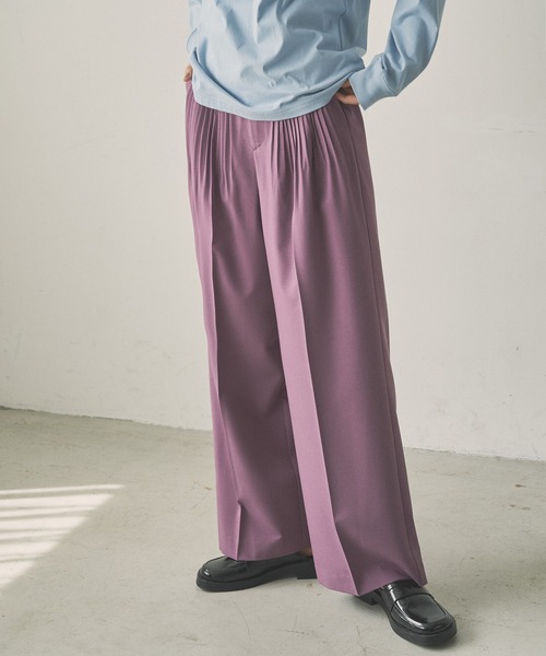 audrey and john wad(オードリーアンドジョンワッド)の「細タックストレートパンツ(その他パンツ・レディース・ブラック/ダークブラウン/ダークラベンダー/テラコッタ・S/M)」の13枚目の写真