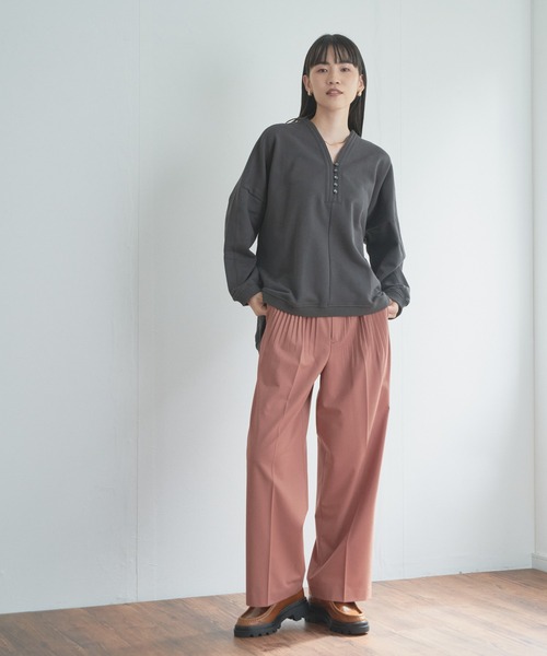 audrey and john wad(オードリーアンドジョンワッド)の「細タックストレートパンツ(その他パンツ・レディース・ブラック/ダークブラウン/ダークラベンダー/テラコッタ・S/M)」の20枚目の写真