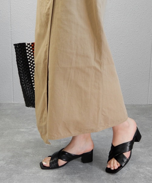 alala（アララ）の「パッテッドクロスミュール　◇（サンダル・レディース・ホワイト/ブラック/ブラウン/ブルー・LL/S/M/L）」の18枚目の写真