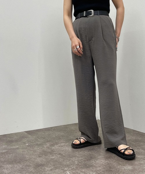 apres jour mignon(アプレジュールミニョン)の「ストレートスラックス 【ZOZOTOWN限定アイテム】(その他パンツ・レディース・ブラック/チャコールグレー/パープル/グリーン・MEDIUM/X-LARGE/SMALL)」の12枚目の写真