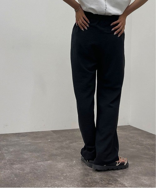 apres jour mignon(アプレジュールミニョン)の「ストレートスラックス 【ZOZOTOWN限定アイテム】(その他パンツ・レディース・ブラック/チャコールグレー/パープル/グリーン・MEDIUM/X-LARGE/SMALL)」の7枚目の写真