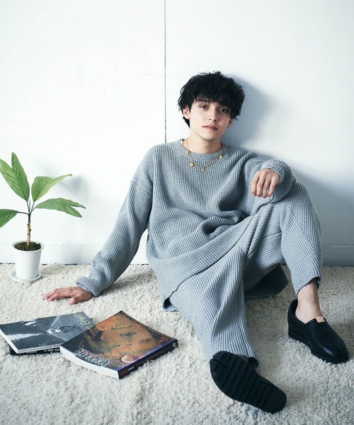 glamb（グラム）の「Tabi slip on / タビスリッポン（スリッポン・メンズ・ブラック/ネイビー・4/1/3/2）」の6枚目の写真