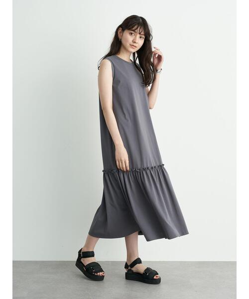 YECCA VECCA（イェッカヴェッカ）の「・裾ギャザーカットワンピース＊（ワンピース・レディース・チャコールグレー/イエロー/アイボリー・FREE）」の15枚目の写真