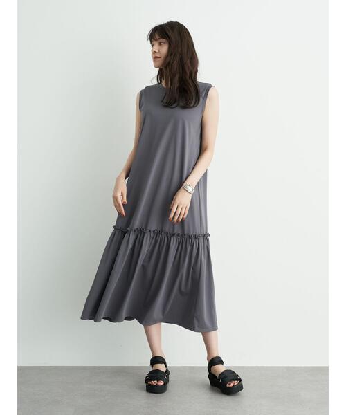 YECCA VECCA（イェッカヴェッカ）の「・裾ギャザーカットワンピース＊（ワンピース・レディース・チャコールグレー/イエロー/アイボリー・FREE）」の14枚目の写真