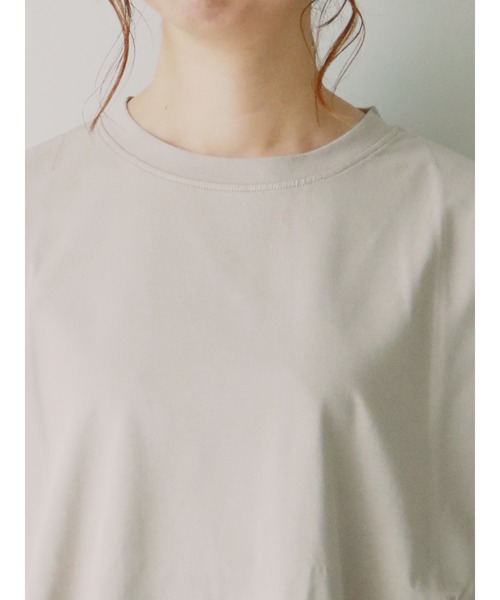 Te chichi(テチチ)の「肩タックカットプルオーバー(Tシャツ/カットソー・レディース・オフホワイト/ブラック/グレー/ブラウン・フリ-)」の9枚目の写真