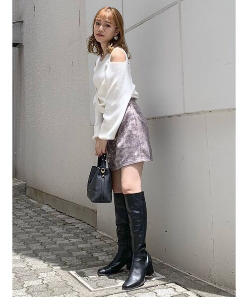 dazzlin（ダズリン）の「カシュクールニットプルオーバー（ニット/セーター・レディース・オフホワイト/グレー/ブラック/ブラウン/モカ/グリーン・FREE）」の22枚目の写真