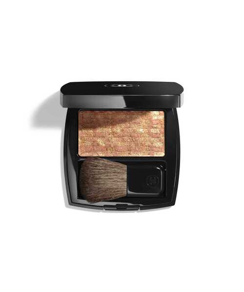 CHANEL（シャネル）の「レ ティサージュ チークカラー（チーク・レディース・20 ツイード コライユ/10 ツイード ピンク/120 ツイード プロディジアス/130 ツイード エヴァネサント/90 ツイード ピンク パラダイス/110 ツイード チェリー ブロッサム/140 ツイード ベージュ・FREE）」の4枚目の写真