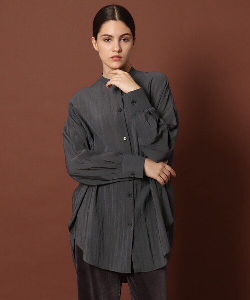 DRESSTERIOR(ドレステリア)の「◆オーバーサイズソフトシャツ(シャツ/ブラウス・レディース・チャコールグレー/ベージュ/カーキ・38/36)」の17枚目の写真