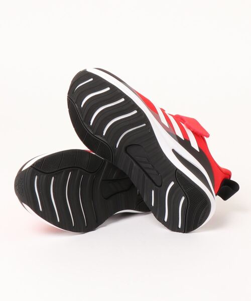 adidas（アディダス）の「adidas アディダス FORTARUN EL K キッズスニーカー【軽量】(フォルタランELK) GY2749（スニーカー・キッズ・レッド・21.5cm/22.0cm/19.5cm/18.0cm/23.5cm/20.5cm/21.0cm/20.0cm/24.0cm/17.0cm/22.5cm/19.0cm/23.0cm）」の3枚目の写真