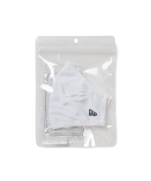 NEW ERA(ニューエラ)の「ニューエラ NEW ERA / MASK FACE COVERINGS マスク ロゴエンブロイダリー ホワイト(マスク・メンズ・ホワイト・FREE)」の4枚目の写真