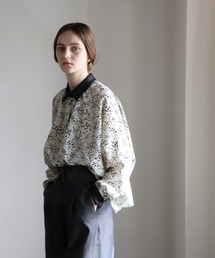 DRESSLAVE（ドレスレイブ）の「dual deep classic blouse(モノクロプリント異素材シャツ)（シャツ/ブラウス）」