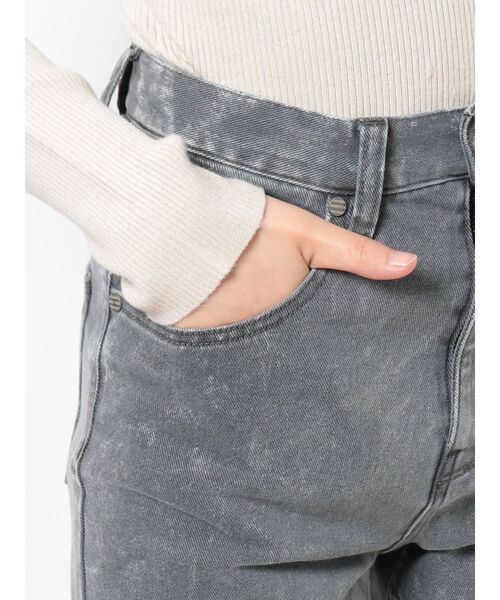 MURUA（ムルーア）の「ハイウエストスキニー（デニムパンツ・レディース・ブラック/ブラウン・0/1/2）」の13枚目の写真